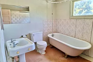 303 307 N 3rd St, Dayton, WA 99328 - Photo 11