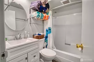 7806 Birch Bay Dr, Blaine, WA 98230 - Photo 13