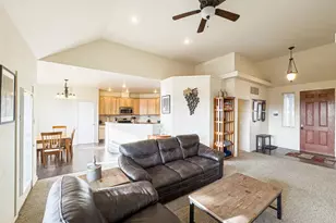 718 SE Scenic View Dr, College Place, WA 99324 - Photo 33