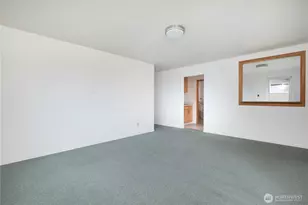 1121 SE Dock St, Oak Harbor, WA 98277 - Photo 11