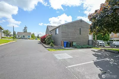1121 SE Dock Street, Oak Harbor, WA 98277 - Photo 5