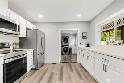 12629 16th Avenue S, Seattle, WA 98168 - Photo 11