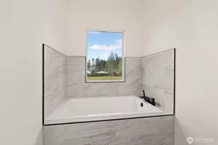 107 Winwood Ln, Winlock, WA 98596 - Photo 21