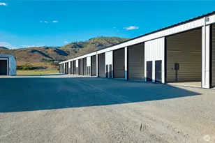 73 E Shop Ave, Chelan, WA 98816 - Photo 9