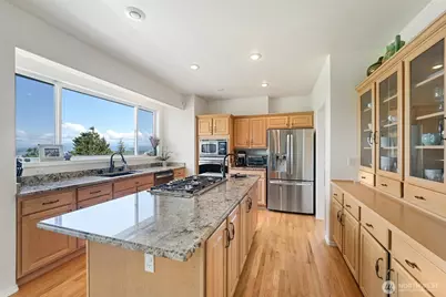 1048 Cassius Court, Camano Island, WA 98282 - Photo 5