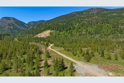 1 Sparks Road, Easton, WA 98925 - Photo 9