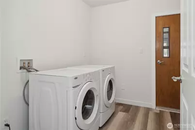 16300 NE State Hwy 305 #10, Poulsbo, WA 98370 - Photo 19