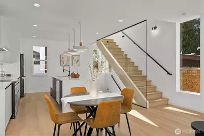 1223 N 48th Street, Seattle, WA 98103 - Photo 5