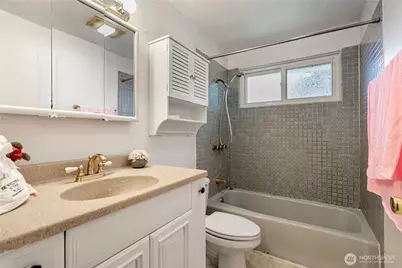 12506 SE 232nd St, Kent, WA 98031 - Photo 13