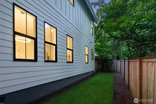 12837 NE 91st St, Kirkland, WA 98033 - Photo 33