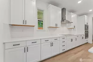 15706 210th Ave E, Bonney Lake, WA 98391 - Photo 9