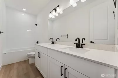 15706 210th Avenue E #312, Bonney Lake, WA 98391 - Photo 31