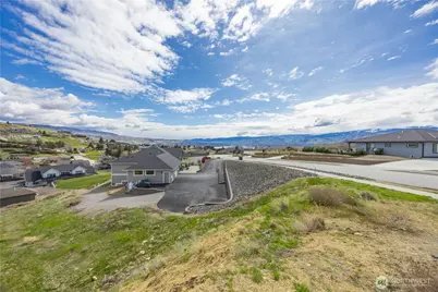 870 Autumn Crest Drive, Wenatchee, WA 98801 - Photo 19
