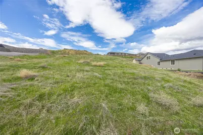 870 Autumn Crest Drive, Wenatchee, WA 98801 - Photo 15