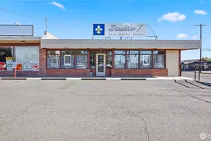 702 E Main St, Othello, WA 99344 - Photo 1