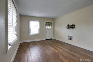 212 Hayes St, Hoquiam, WA 98550 - Photo 7