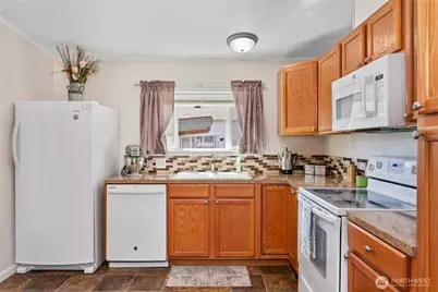 300 SW 7th Avenue #127, Battle Ground, WA 98604 - Photo 11