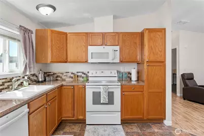 300 SW 7th Avenue #127, Battle Ground, WA 98604 - Photo 13