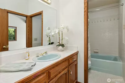 1108 S Chadwick Court, Coupeville, WA 98239 - Photo 11