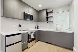 444 13th Ave, Seattle, WA 98122 - Photo 23