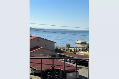 28313 Redondo Way S #102, Des Moines, WA 98198 - Photo 3