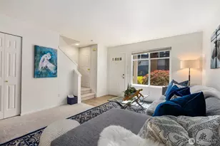 104 NE 94th St, Seattle, WA 98115 - Photo 13