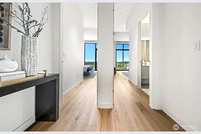 838 Avenue Square NE #2602, Bellevue, WA 98004 - Photo 25