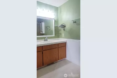 15103 Westmore Drive E, Puyallup, WA 98374 - Photo 19