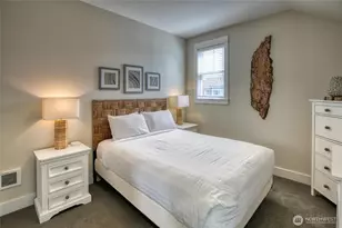 38 W Myrtle Ln, Pacific Beach, WA 98571 - Photo 17