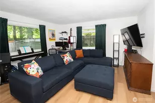 201 W Alder St, Shelton, WA 98584 - Photo 3