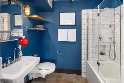 1310 E Union Street #401, Seattle, WA 98122 - Photo 29