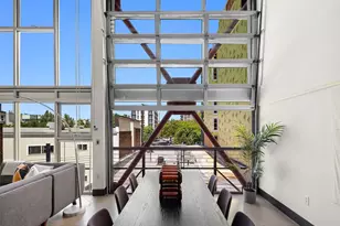 1310 E Union St, Seattle, WA 98122 - Photo 9