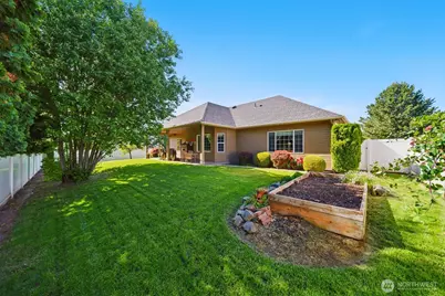 832 SE Vintage Way, College Place, WA 99324 - Photo 33