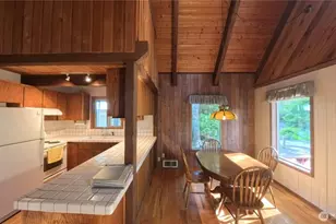 321 N Lake Surf Dr, Lilliwaup, WA 98555 - Photo 17