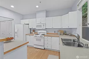 22029 39th Pl S, Kent, WA 98032 - Photo 7
