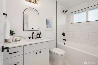 8016 24th Avenue NW, Seattle, WA 98117 - Photo 25