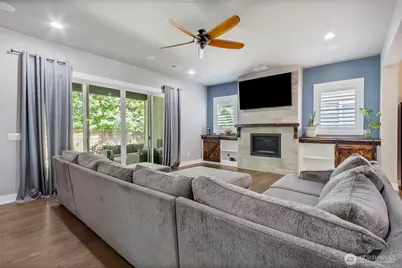 13707 187th Avenue Ct E, Bonney Lake, WA 98391 - Photo 7