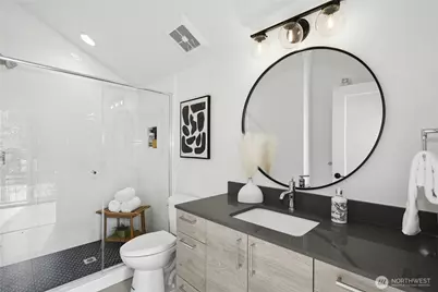 110 B 2nd Street S, Kirkland, WA 98033 - Photo 17