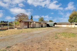 108 2nd St SE, Rainier, WA 98576 - Photo 37