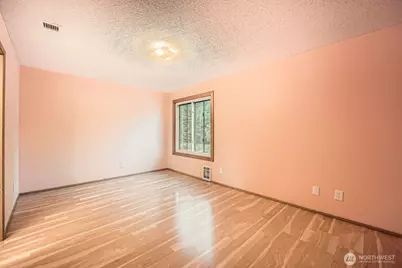 1208 S 216th Street #D201, Des Moines, WA 98198 - Photo 17