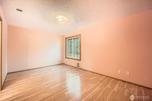 1208 S 216th St, Des Moines, WA 98198 - Photo 17