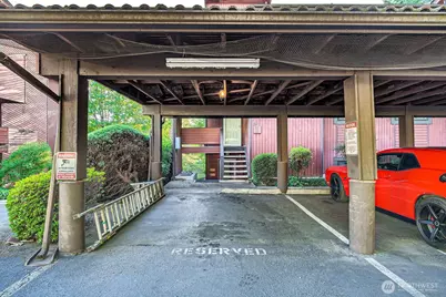 1208 S 216th Street #D201, Des Moines, WA 98198 - Photo 3