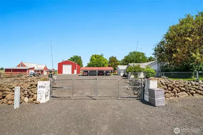 11801 Road K NE, Moses Lake, WA 98837 - Photo 5