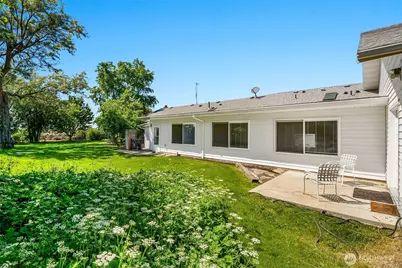 11801 Road K NE, Moses Lake, WA 98837 - Photo 9