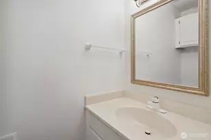 10030 NE 120th St, Kirkland, WA 98034 - Photo 9