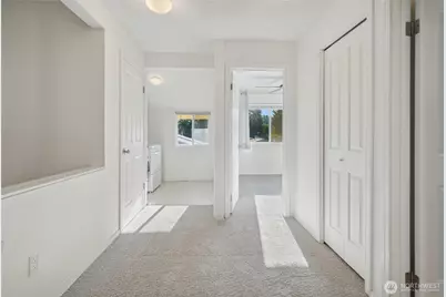 10030 NE 120th Street #J2, Kirkland, WA 98034 - Photo 35