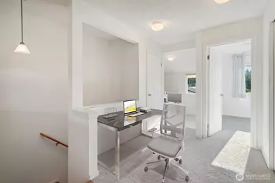 10030 NE 120th Street #J2, Kirkland, WA 98034 - Photo 11