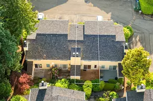 10030 NE 120th St, Kirkland, WA 98034 - Photo 23