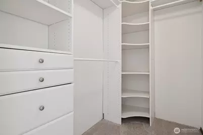 10030 NE 120th Street #J2, Kirkland, WA 98034 - Photo 17