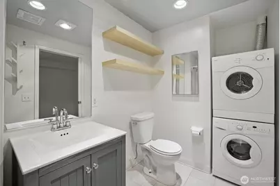 425 Vine Street #513, Seattle, WA 98121 - Photo 9